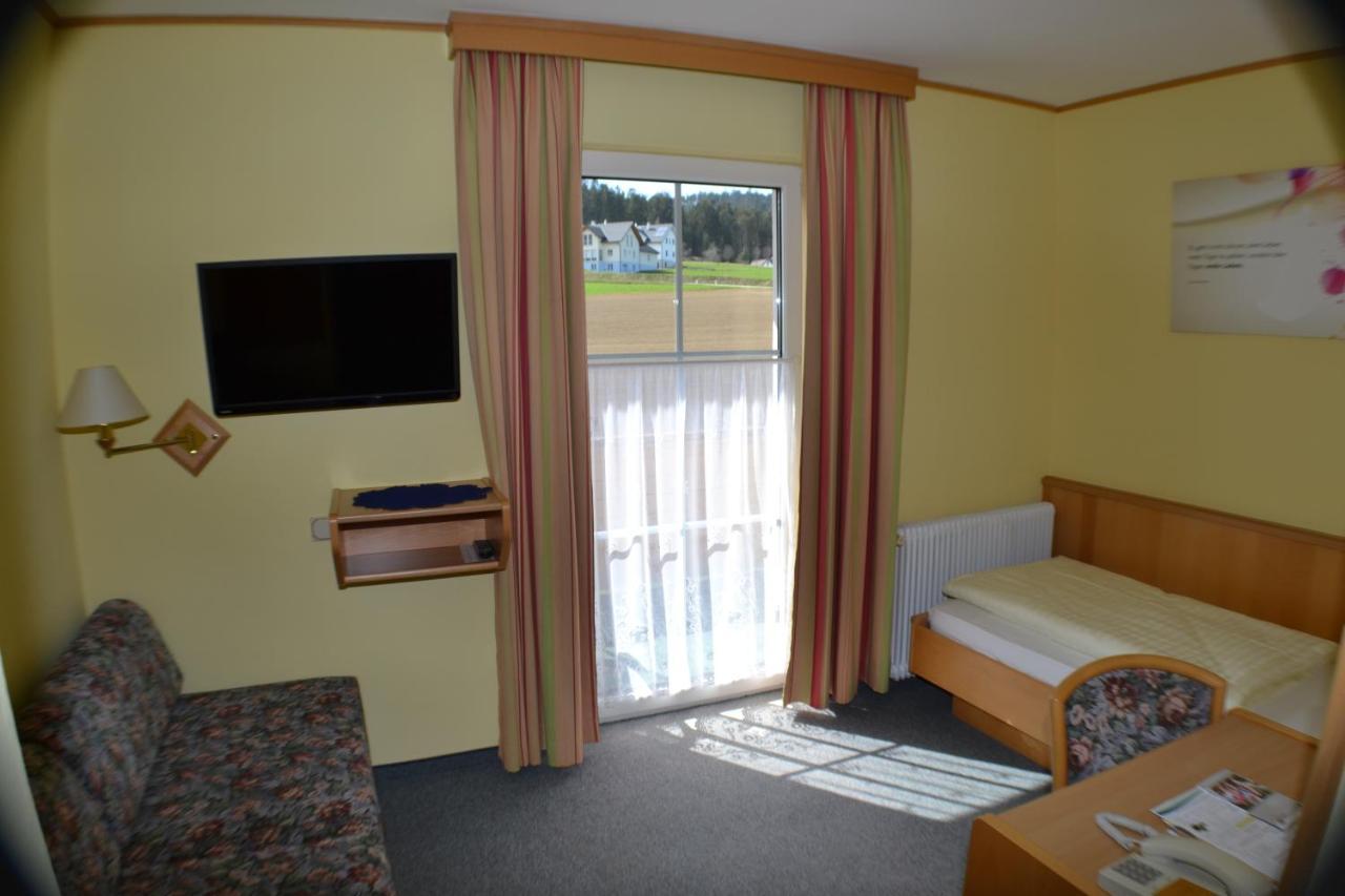 Gasthof-Pension Nordwald Harbach 部屋 写真