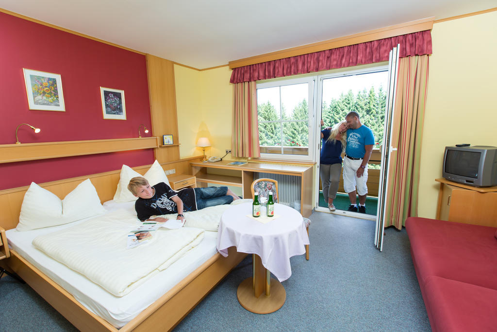 Gasthof-Pension Nordwald Harbach 部屋 写真